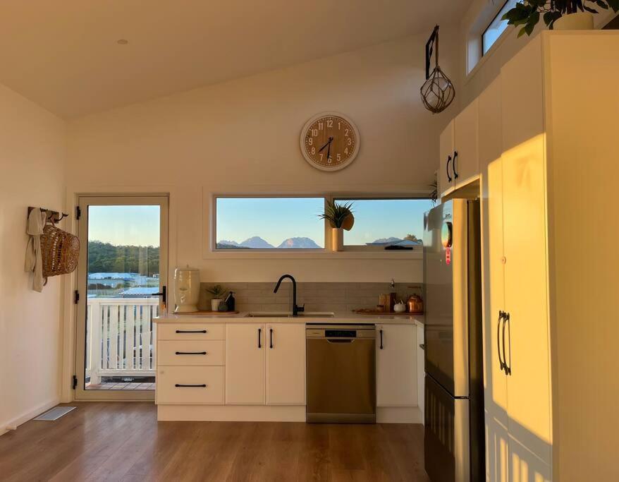 Viola - Seaside Retreat Holiday home